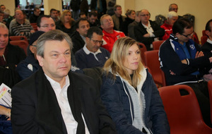 André représente le FCCM à l'AG du district en présence de sa fille.