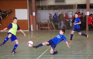 Les U13 en tournoi futsal à St Jean de Bournay